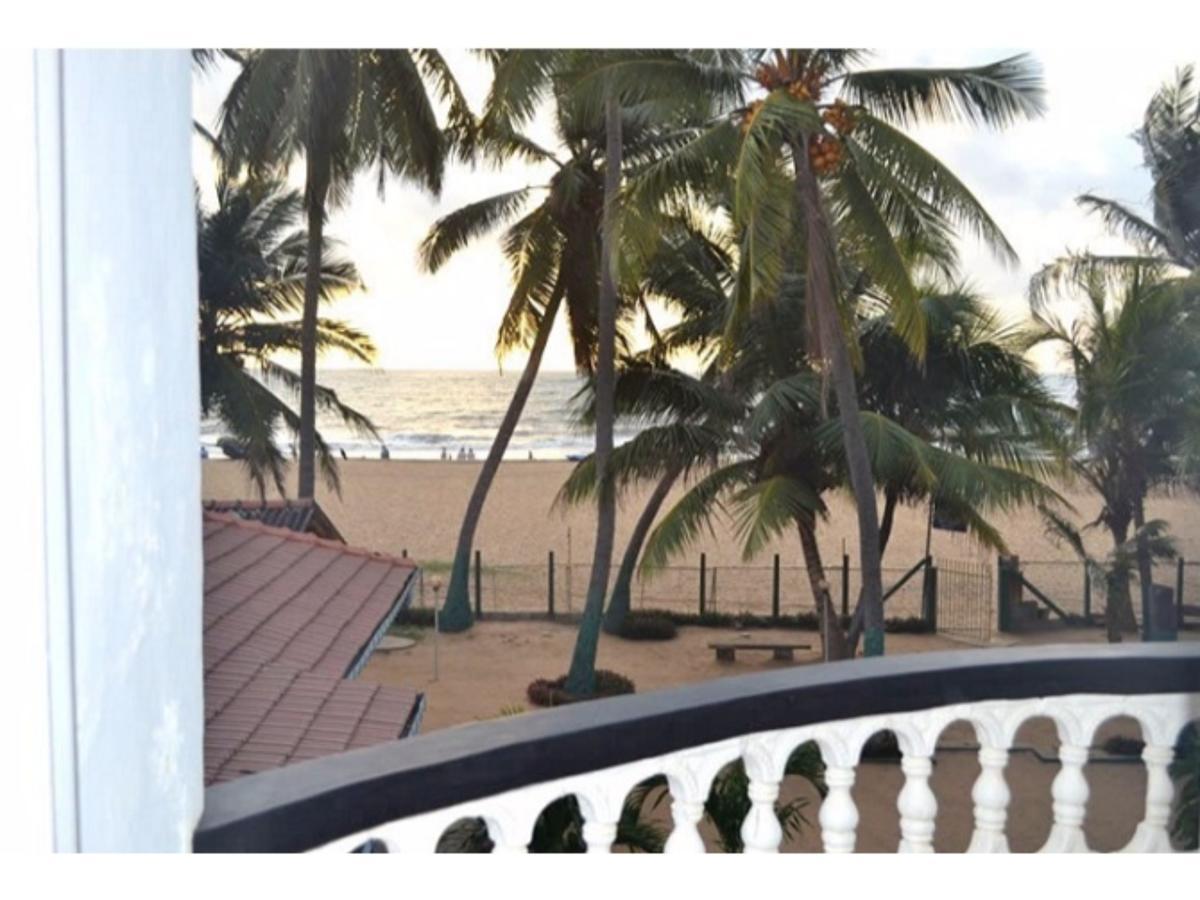 Star Beach Guest House Negombo Exteriör bild